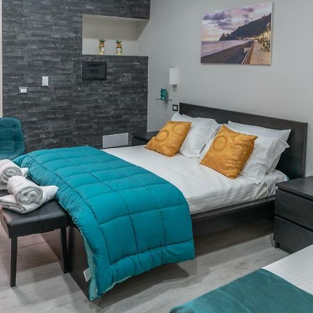 Marranzanu Rooms 圣泰雷萨迪里瓦 外观 照片