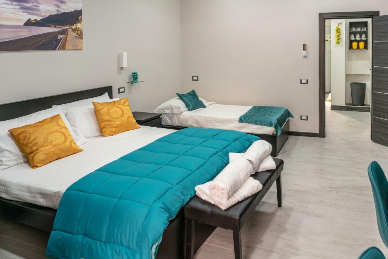 Marranzanu Rooms 圣泰雷萨迪里瓦 外观 照片