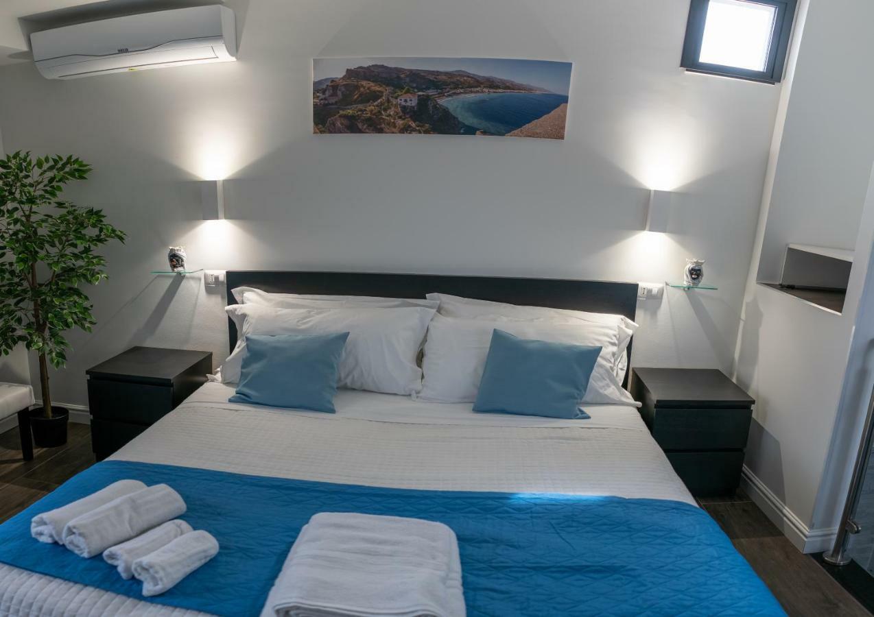 Marranzanu Rooms 圣泰雷萨迪里瓦 外观 照片