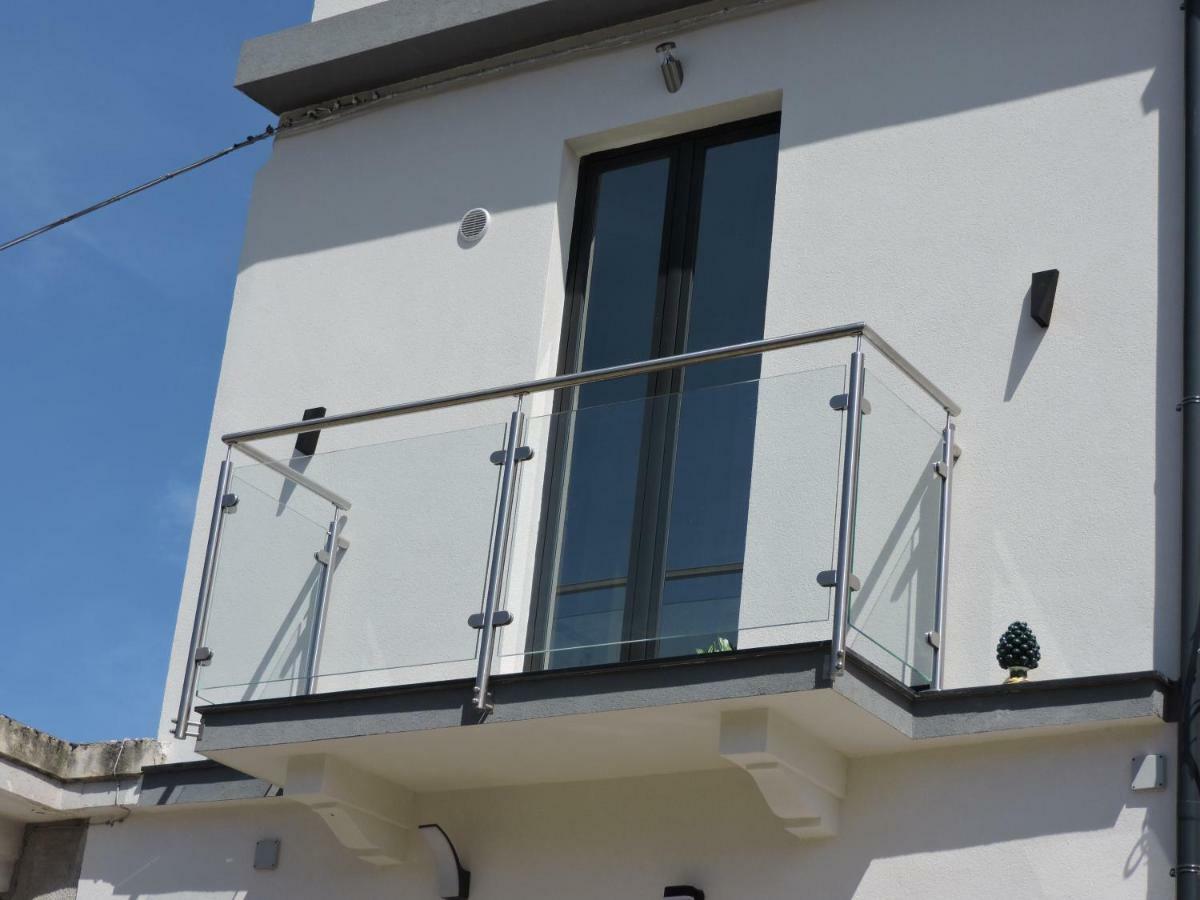 Marranzanu Rooms 圣泰雷萨迪里瓦 外观 照片